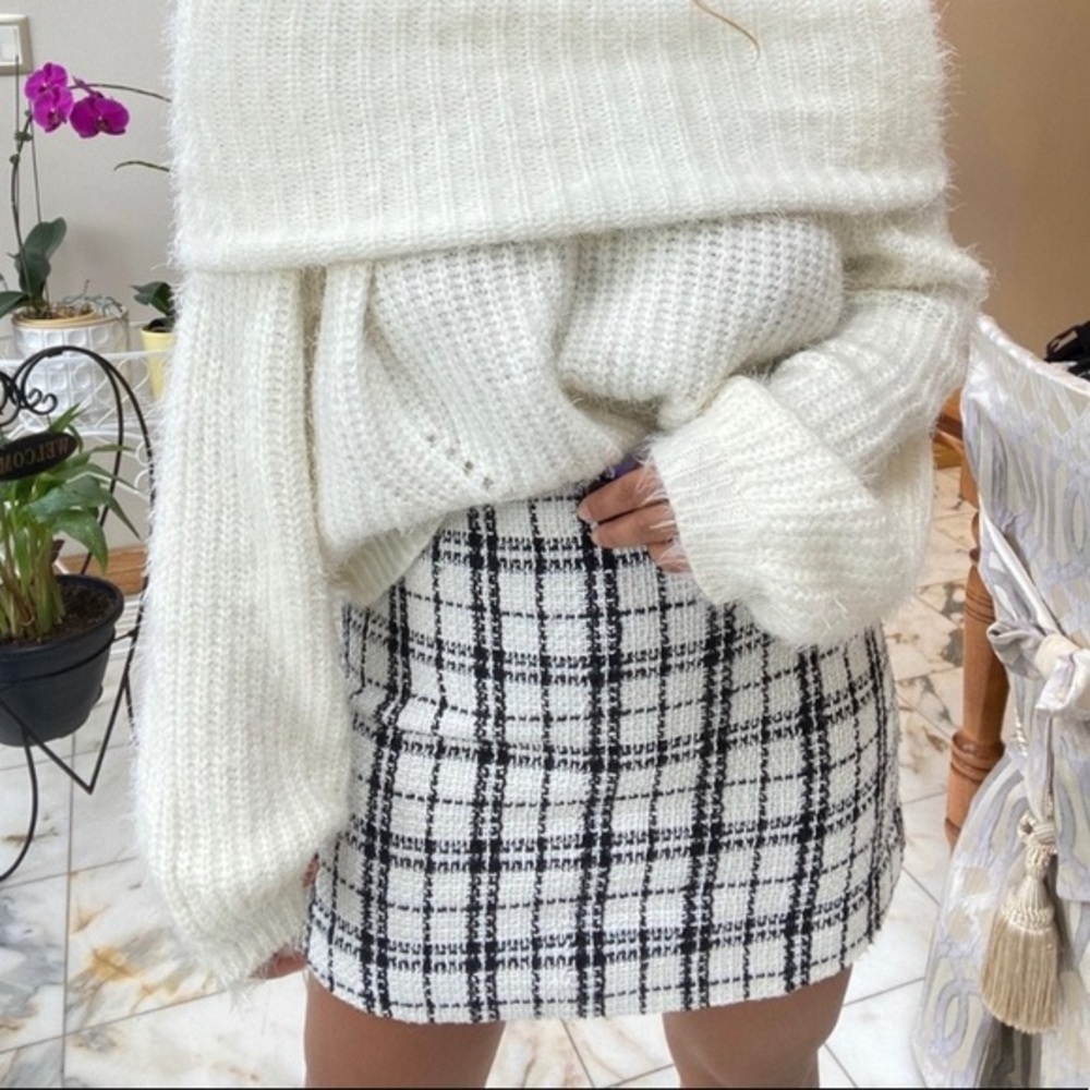 Storia Plaid Skirt